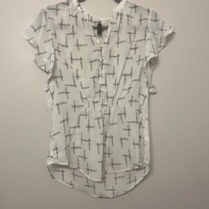 Black and white blouse/shirt